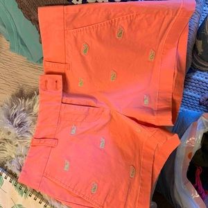 Vineyard Vines shorts